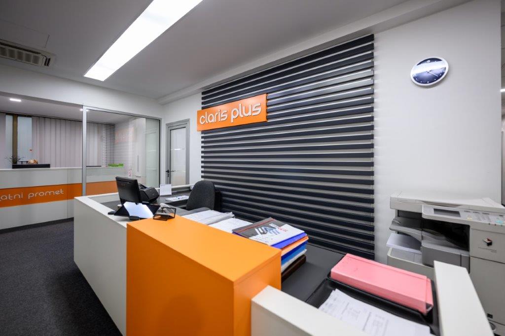 CLARIS PLUS - platni promet